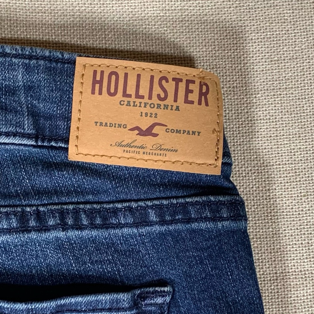 Women's Blue Jeans - Picture 7 of 12